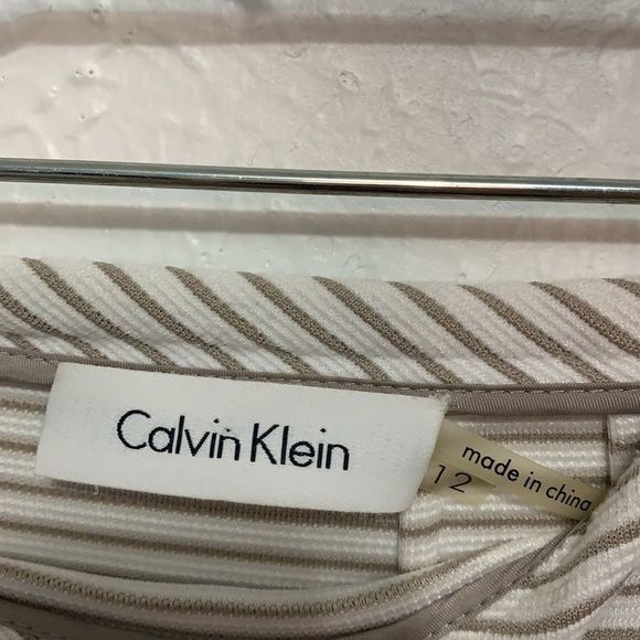 Calvin Klein peplum top and skirt set - Picture 5 of 8